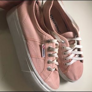Platform light pink Superga